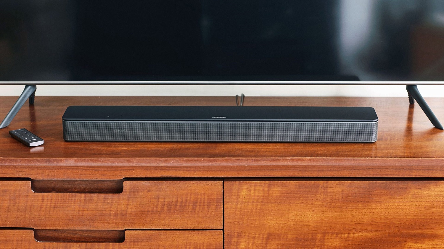 Bose Smart Soundbar 300 speaker – витринный образец